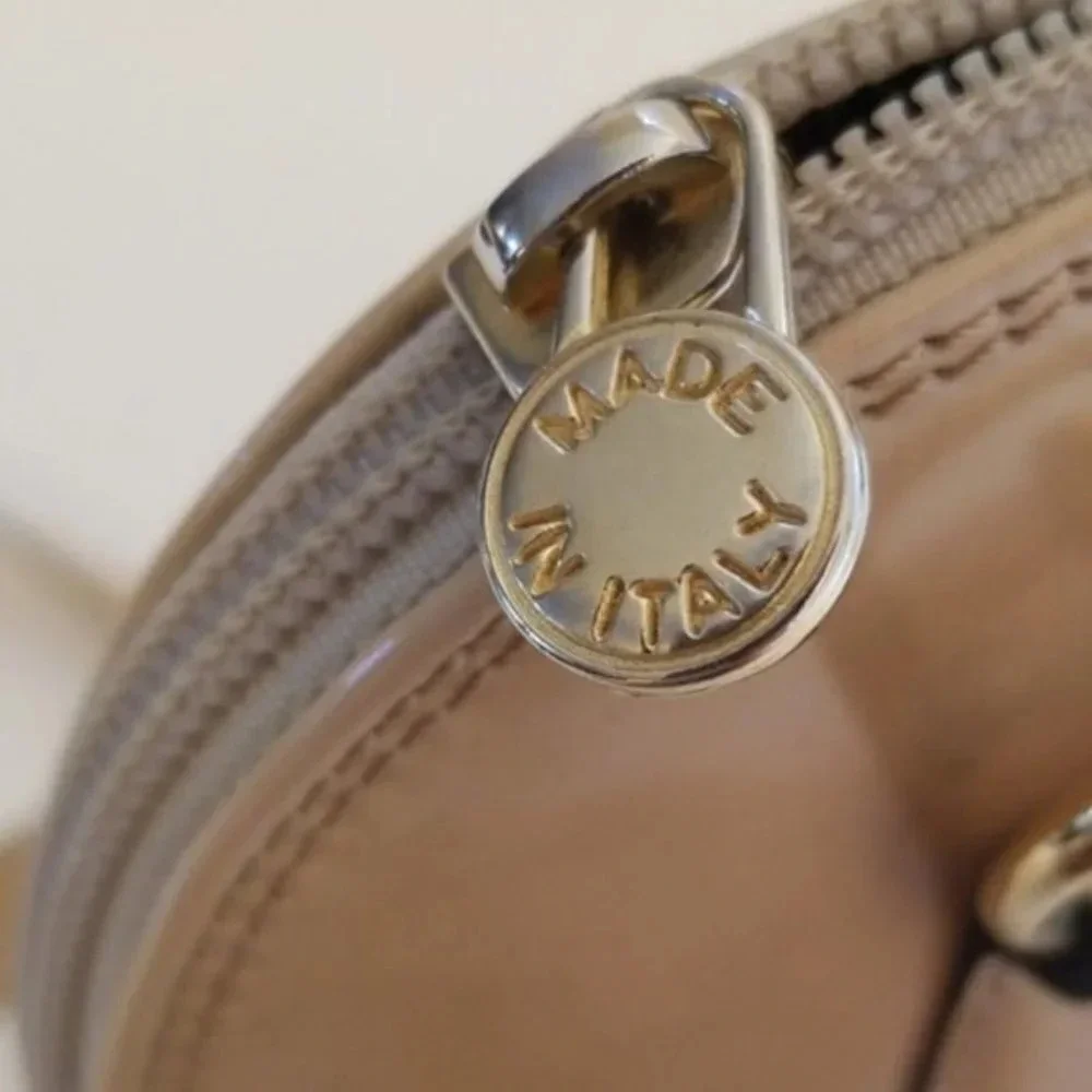 Saks Leather Beige shoulder bag​